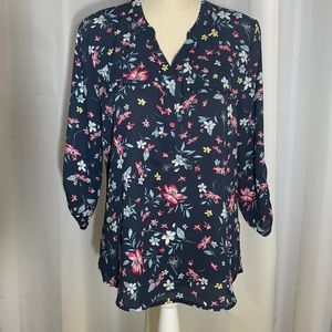 Like new! 3/4 Sleeve Maurices Floral Blouse
